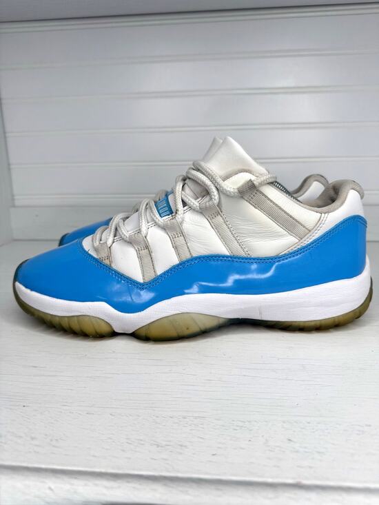 Air Jordan 11 Retro Low UNC University Blue 2017 528895-106 Men’s Size 10.5 main image 6